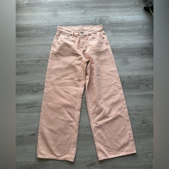 Beautiful peach color baggy wide leg old navy jeans Sz 4 - Picture 1 of 4